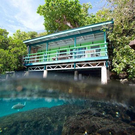 Lusia'S Lagoon Chalets Salelologa Phòng bức ảnh