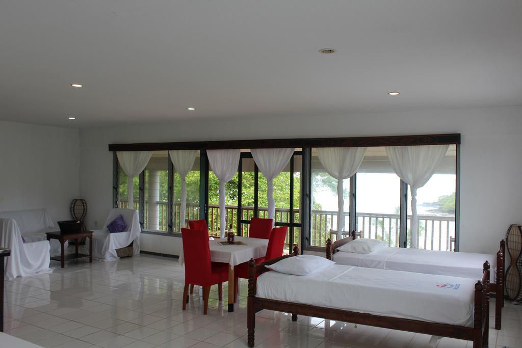 Lusia'S Lagoon Chalets Salelologa Ngoại thất bức ảnh