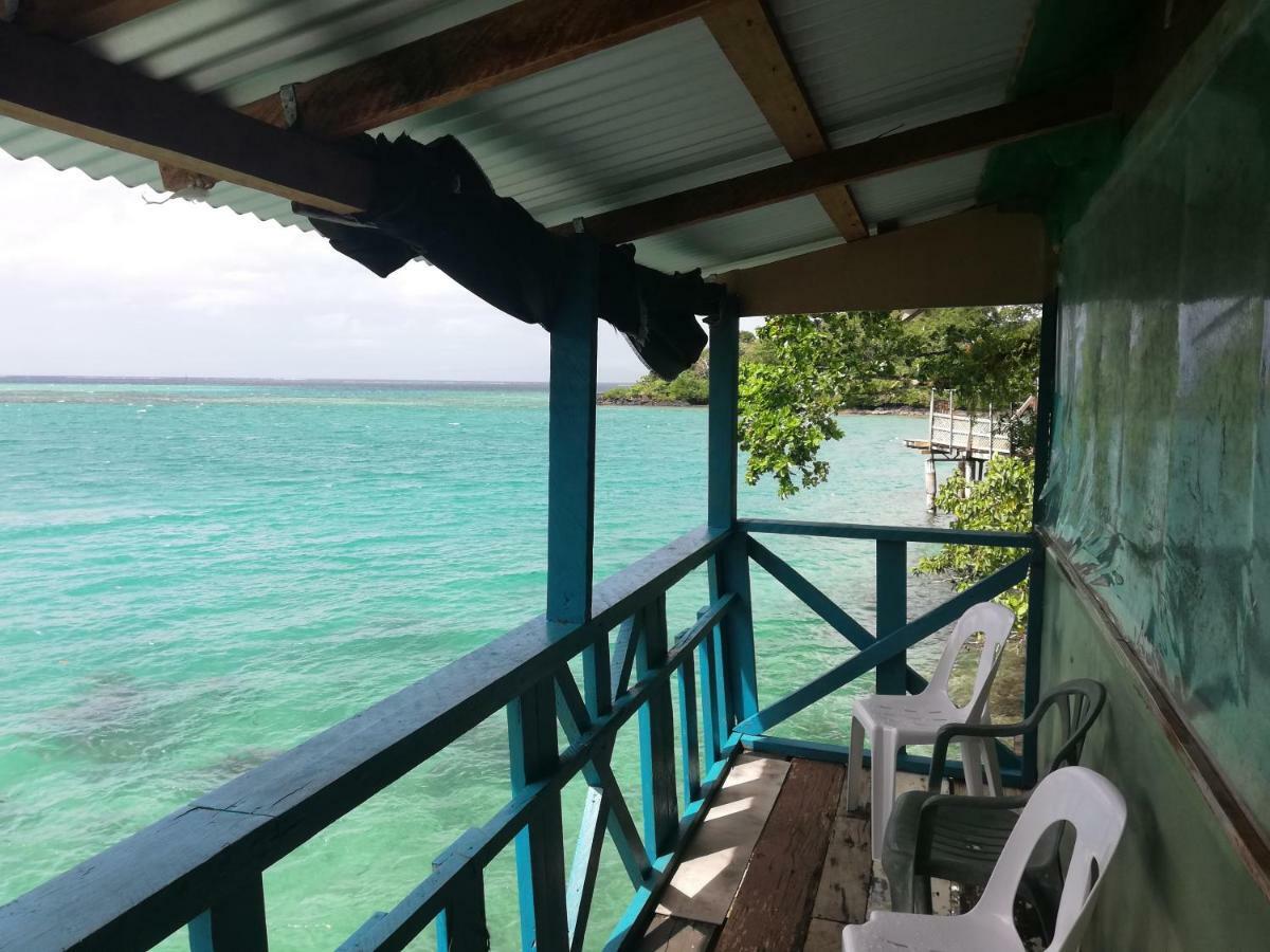 Lusia'S Lagoon Chalets Salelologa Ngoại thất bức ảnh