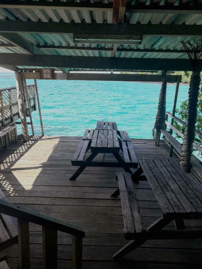 Lusia'S Lagoon Chalets Salelologa Ngoại thất bức ảnh