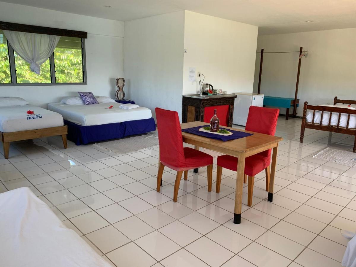 Lusia'S Lagoon Chalets Salelologa Ngoại thất bức ảnh